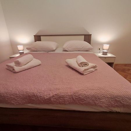 ורסי Apartment Roncevic מראה חיצוני תמונה